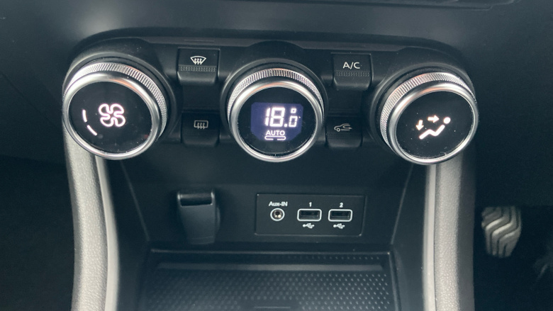 Renault Captur 1.0 TCE 90 Rive Gauche 5dr Petrol Hatchback